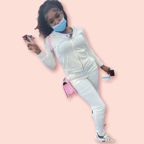 Jogger Set - Picture 11 of 11